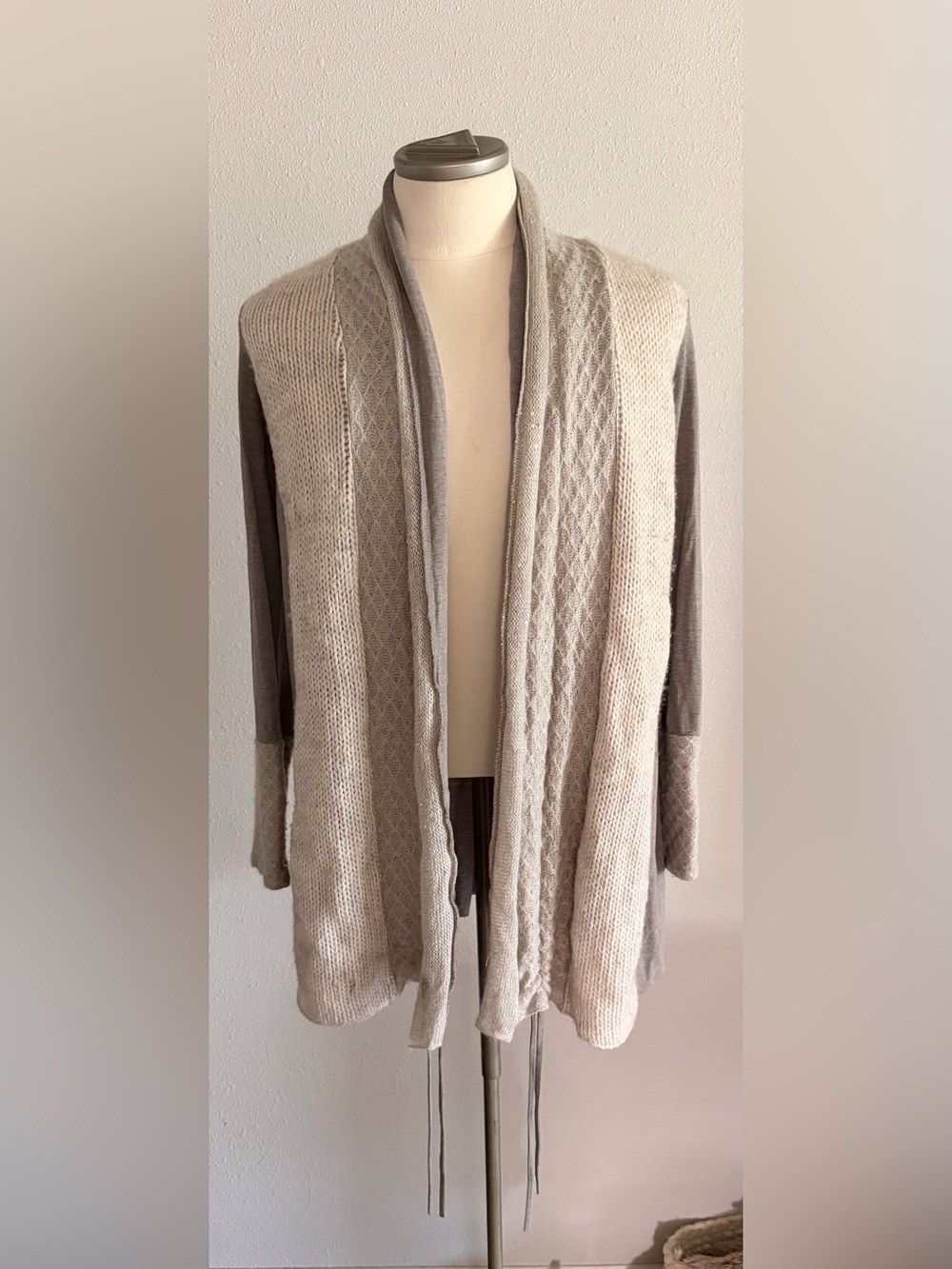 VENUS Neutral Two-Tone Open Knit Cardigan in Taupe and Gray Large